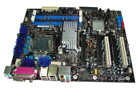 D975XBX2KR Intel D975XBX2 Socket LGA 775 Intel 975X Express Chipset Pentium 4/ Pentium 4 Extreme Edition/ Pentium Extreme Edition/ Pentium D/ Core 2 Duo/ Core 2 Extreme Processors Support DDR2 4x DIMM 4x SATA 3.0Gb/s ATX Motherboard (Refurbished)