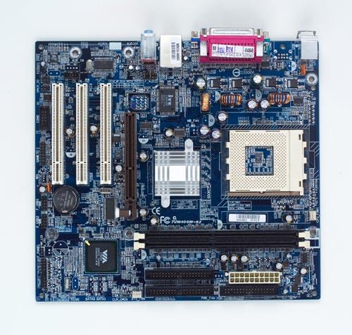 7VM400M-RZ Gigabyte Socket A VIA KM400/ VIA 8235 Chipset AMD Athlon XP/ Athlon/ Duron Processors Support DDR 2x DIMM 2x ATA Micro-ATX Motherboard (Refurbished)