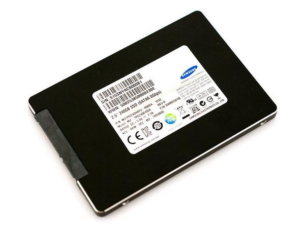 MZ7PD240HAFV-000DA Samsung SM843 Pro Data Centre Series 240GB MLC SATA 6Gbps (AES-256) 2.5-inch Internal Solid State Drive (SSD)